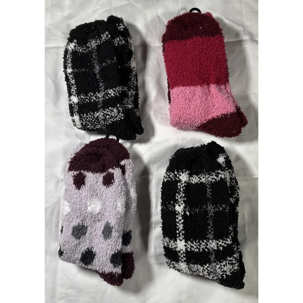 NWT Joyspun Set Of 4 Pink Pair Luxury Lounge Socks Shoe Size 4-10